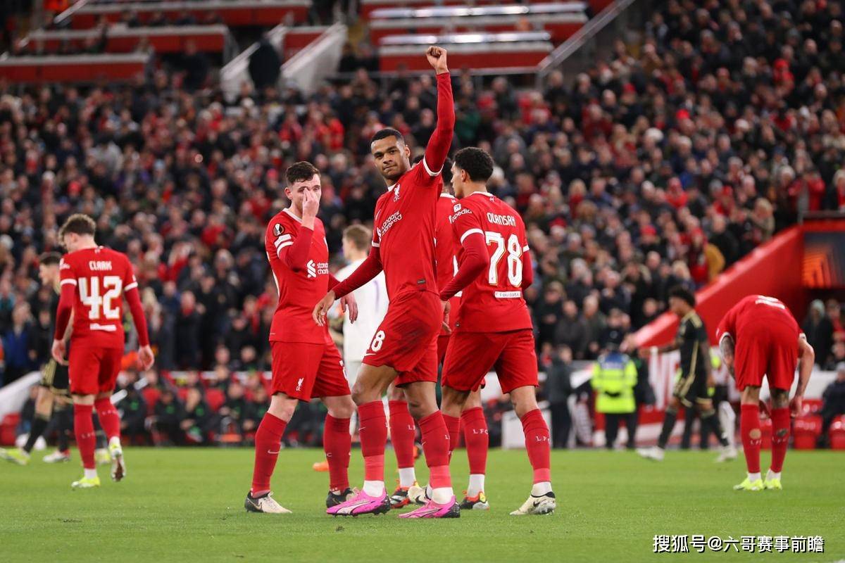 詹姆斯巅峰对决，凯恩与30激战利物浦分钟，连败胜负难料！